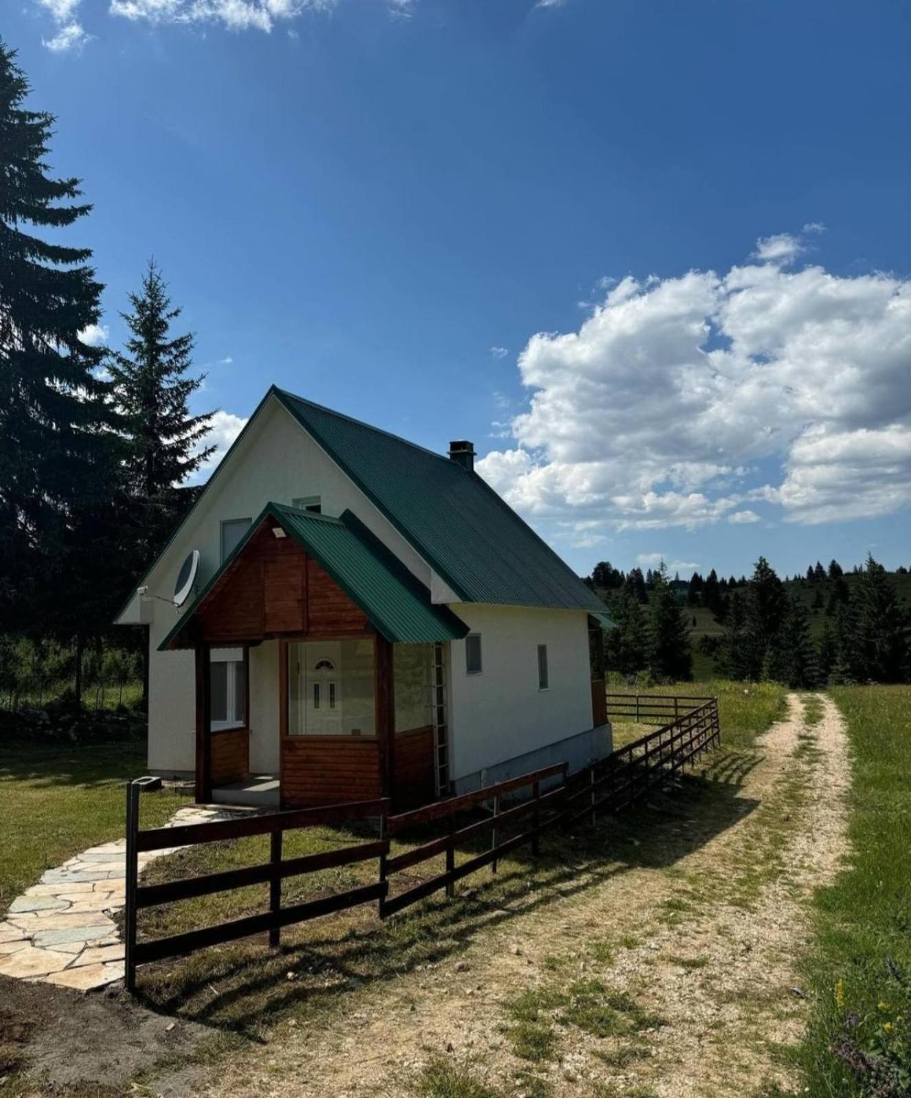 Holiday home Gardasevic *